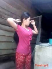 Mahasiswi Lagi Mandi Sange